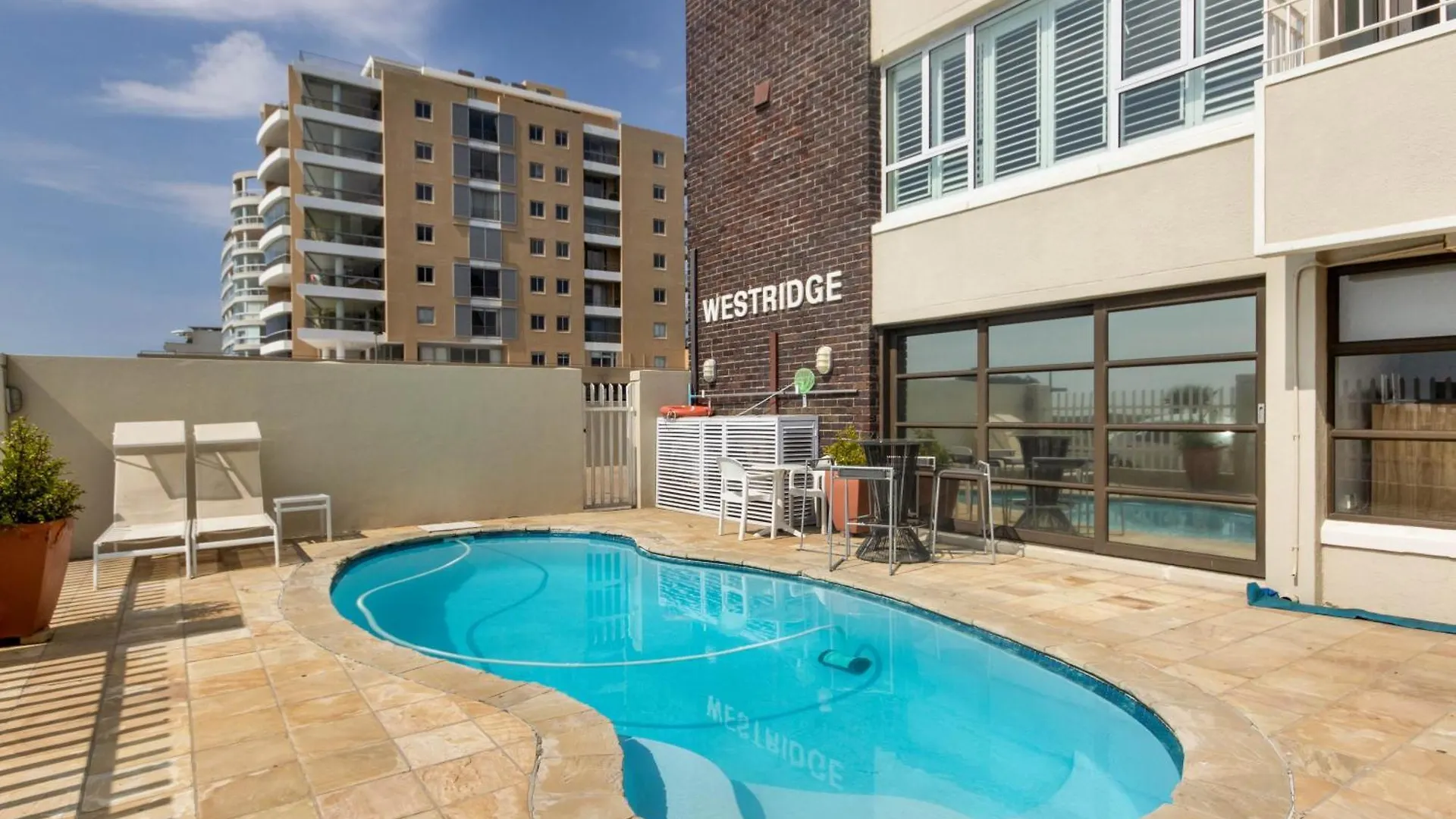 Mouille Point Studio Including Welcome Basket Cape Town