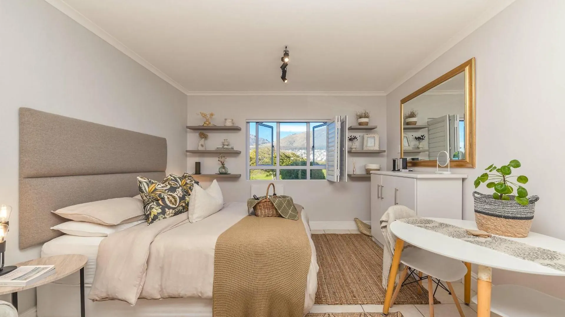 Mouille Point Studio Including Welcome Basket Cape Town 0*,  Güney Afrika