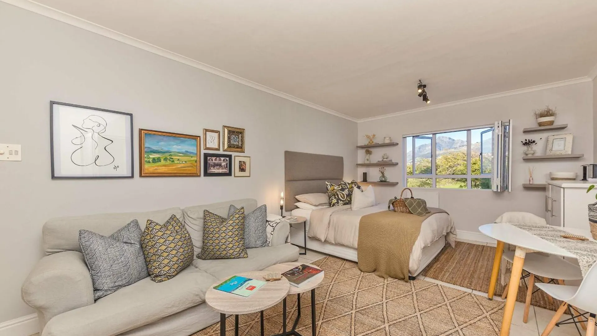 Daire Mouille Point Studio Including Welcome Basket Cape Town Güney Afrika